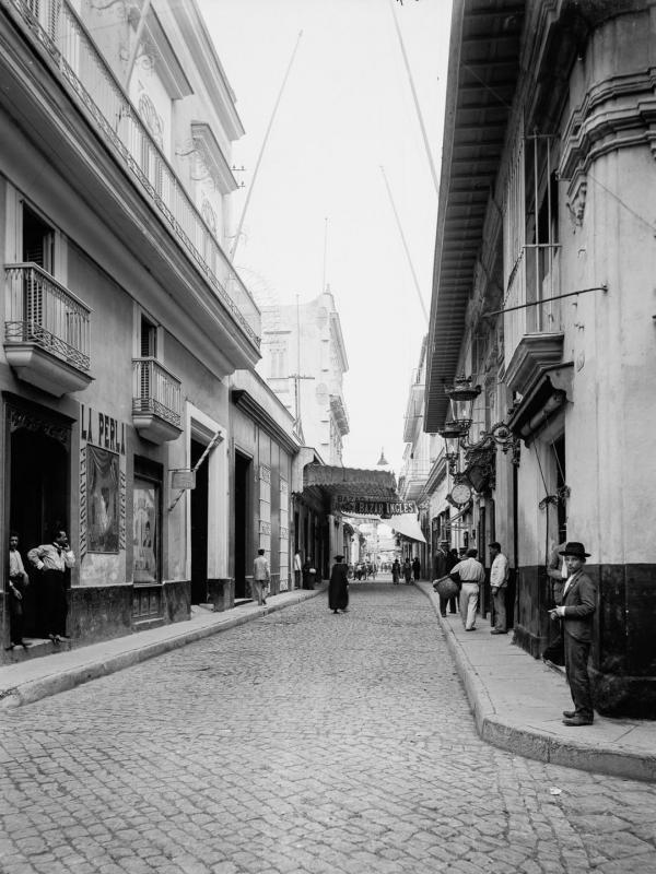 Jalan Obrapia, Havana, 1900. (Library of Congress)