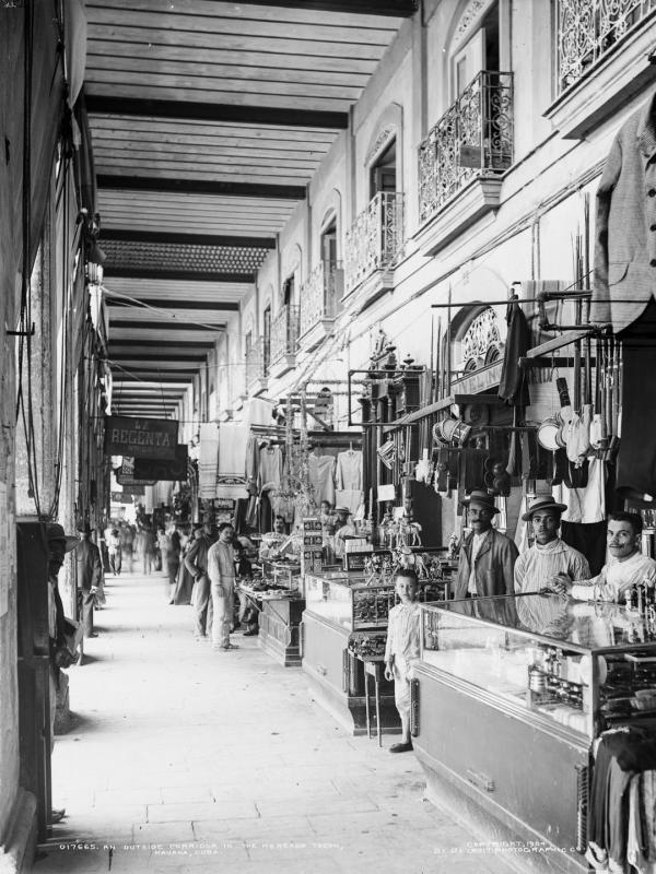 Kios di Mercado Tocon., Havana, 1904. (Library of Congress)