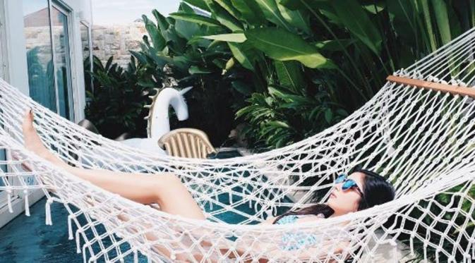 Jessica Mila liburan ke Bali [foto: instagram/jscmila]