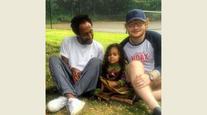 Ini foto yang membuat Ed Sheeran menjadi perbincangan di media sosial. (Instagram)