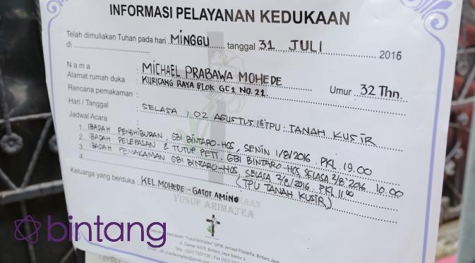 Suasana Terkini di Rumah Duka Mike Mohede (Adrian Putra/Bintang.com)