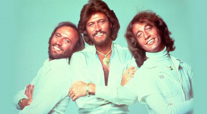 Lagu legendaris milik Bee Gees "How Deep Is Your Love" terus diputar dan dinyanyikan ulang hingga saat ini.