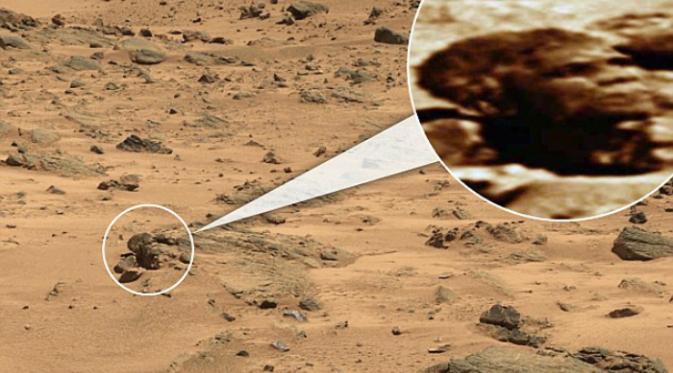 Penampakan 'wajah' Barack Obama di permukaan Mars (Daily Mail)