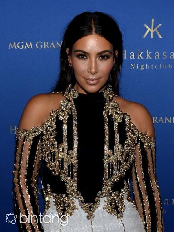 Kecantikan Kim Kardashian ternyata tak alami. (AFP/Bintang.com)