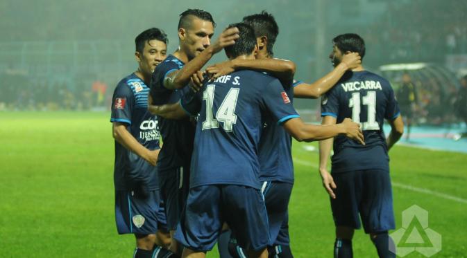 Arema Cronus Vs Bali United / PT GTS