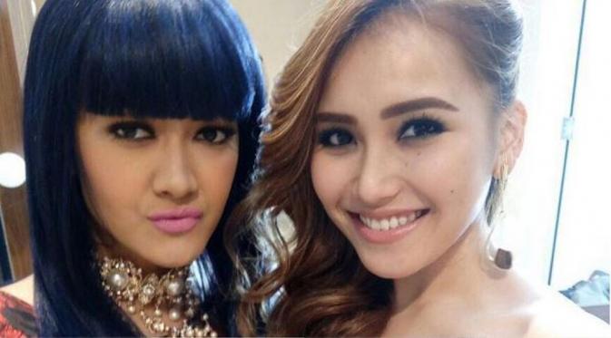 Julia Perez dan Ayu Ting Ting 