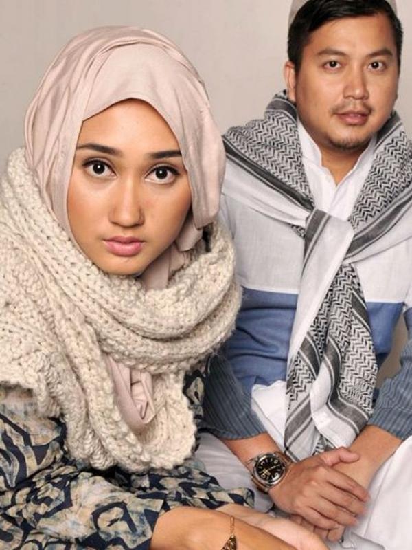 Dian Pelangi dan suami, Tito Haris Prasetyo (Instagram)