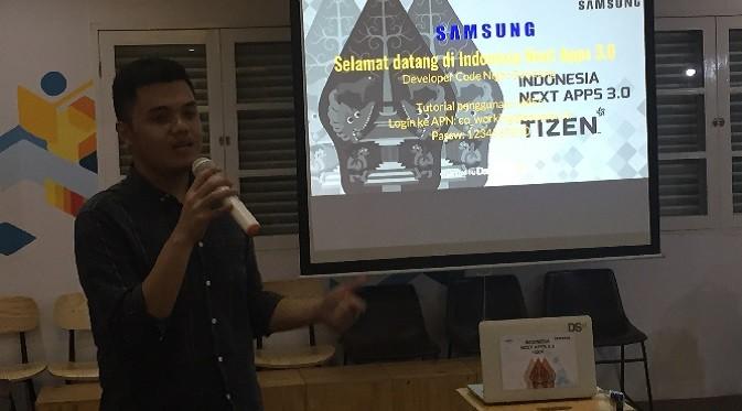 ​Rahadian Dimas Prayudha, Product Marketing (Content & Services) Samsung Electronic Indonesia di acara Indonesia Next Apps 3.0 di Bandung, Selasa (10/8/2016). (/Muhammad Sufyan A)