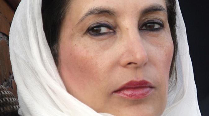 Perempuan pertama yang menjadi kepala pemerintahan di Pakistan (Independent)