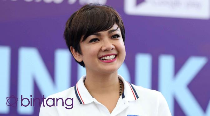 Nirina Zubir (Nurwahyunan/Bintang.com)