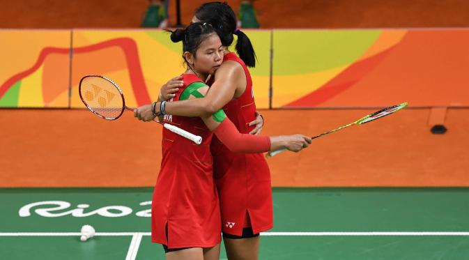 Kekalahan Nitya Krishinda Mahewswari/Greysia Polii membuat wakil Indonesia pada Olimpiade 2016 di sektor putri sudah habis. (AFP/Ed Jones)
