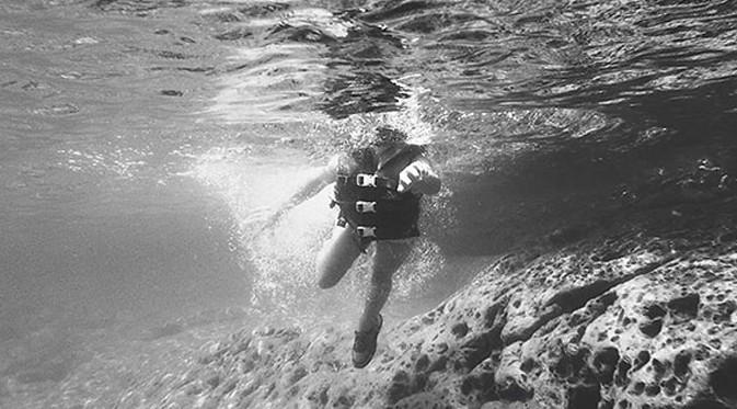 Memotret di dalam air (iheartfaces.com)