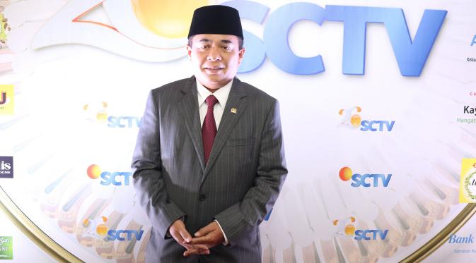 Ketua DPR Ade Komaruddin hadir di Malam Puncak HUT 26 SCTV (Foto: Liputan6.com/ Herman Zakharia)
