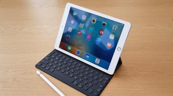 iPad Pro 9.7 (engadget.com)