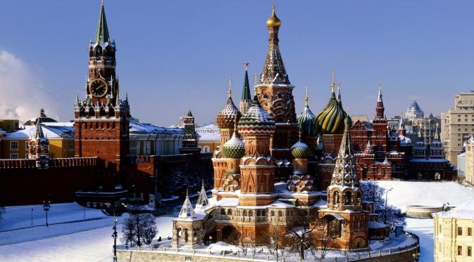 Penghancuran biara tersebut merupakan salah satu upaya yang dilakukan oleh Joseph Stalin untuk 'membersihkan' kekaisaran masa lalu Kremlin (wikipedia).