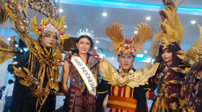 Di JFC sejumlah kostum tema seperti Garuda dan Cyber Tekno menyita perhatian Miss Indonesia 2016 yang baru pertama kali melihat gelaran ini dan menjadi bagiannya secara langsung.