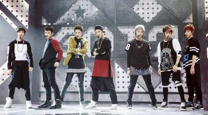Boyband GOT7 kembali dengan album barunya yangdisebut-sebut akan menjadi saingan 2PM.   