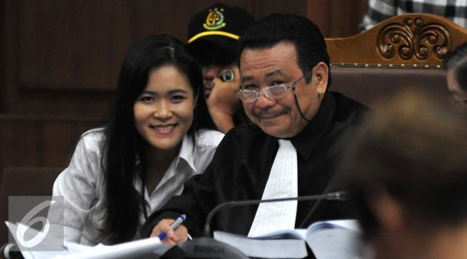 Akankah Jessica Kumala Wongso kembali tersenyum dalam sidang lanjutan kasus ‘Kopi Sianida’ yang berlangsung pada 14 September mendatang? (Liputan6.com/Johan Tallo)