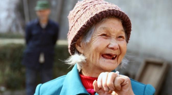 Nenek Yuan yang tak menyerah memperjuangkan cintanya. (Foto: shanghaiist.com)