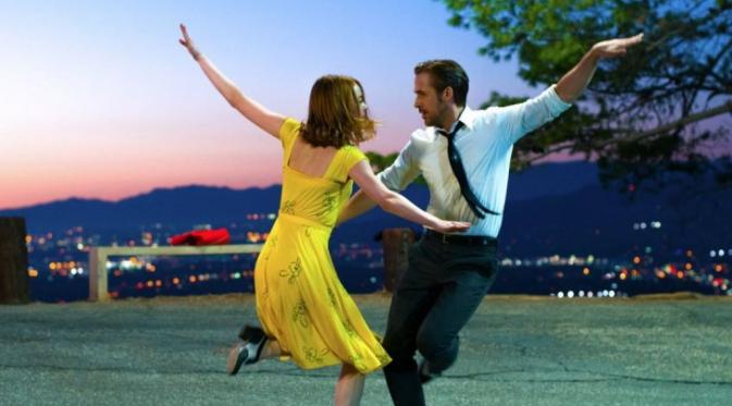 Emma Stone dan Ryan Gosling, La La Land, [Pop Sugar]