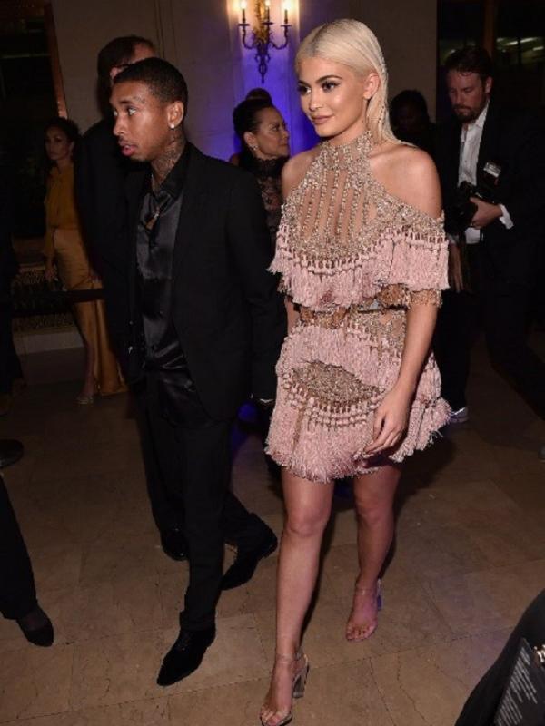 Tyga ingin memberikan kado Valentine mewah untuk Kylie Jenner, meski dirinya tengah mengalami masalah keuangan. (AFP/Bintang.com)