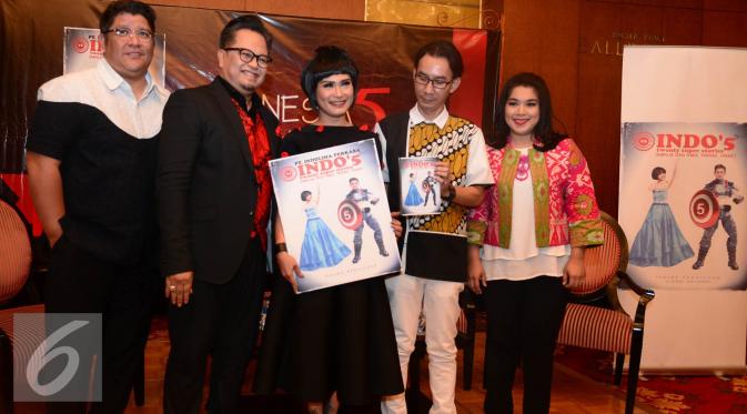 Tamara Geraldine dalam peluncuran buku karyanya berjudul Indo'5 Twenty Super Stories. (Fachrur Rozie/Liputan6.com)