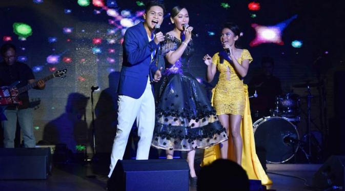 Penampilan Esal Revano, Meivin Malelak dan Inul Daratista dalam acara mini konser September Ceria. (Istimewa)