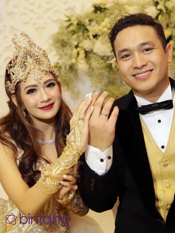 Gilang Dirga bahagia menikahi Adiezty Fersa. (Bambang E. Ros/Bintang.com)