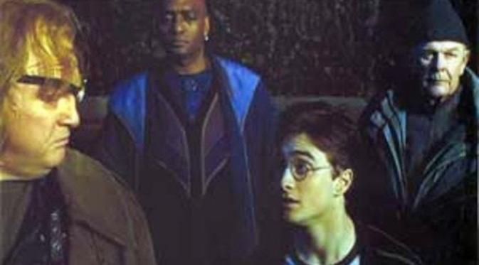 Peter Cartwright (kanan) dalam Harry Potter and the Order of the Phoenix. (hp-community)