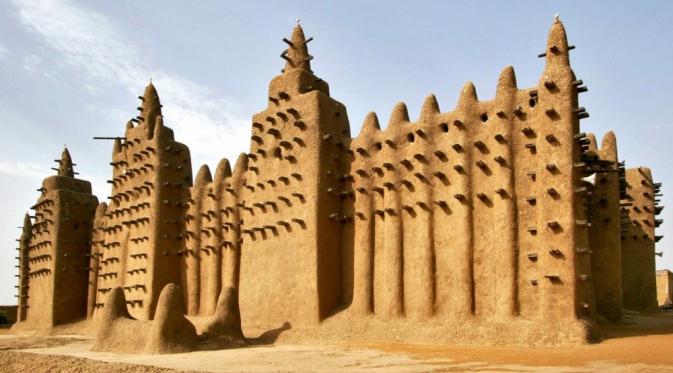 Masjid Agung Djenné, Mali. Sumber : brightside.me.