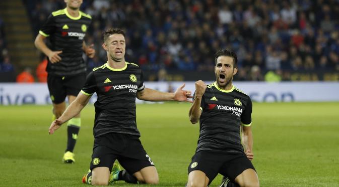 Gelandang Chelsea Cesc Fabregas (Reuters / Darren Staples)