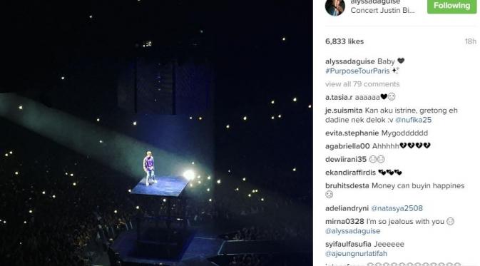 Alyssa Daguise saat menonton konser Justin Bieber di Paris [foto: instagram]