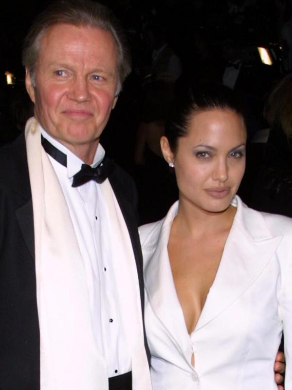 Jon Voight dan sang putri, Angelina Jolie (Source: jetss.com)