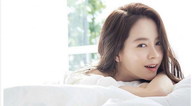 Song Ji Hyo berencana untuk tak menikah. (imgrum)