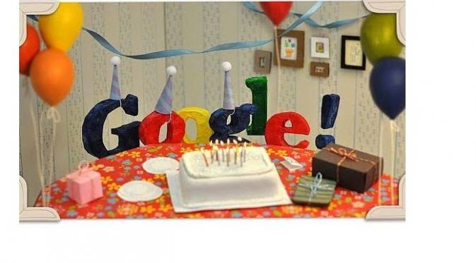 Google doodle ulang tahun Google yang pertama di tahun 2002 (Sumber: Telegraph)
