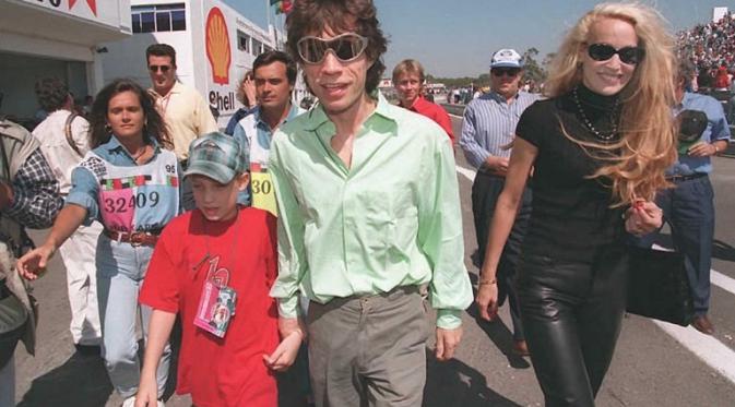 Jerry Hall dan Mick Jagger emnikah di Bali pada 1990. (AFP/Bintang.com)