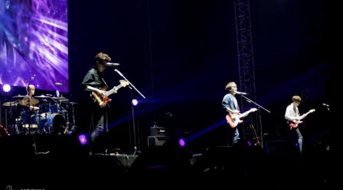 Band Nell ikut menggebrak konser `Aku Cinta Indonesia` di ICE BSD, Sabtu (8/10/2016) [foto: Twitter]