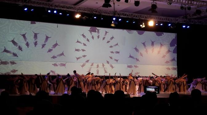 Memayu Hayuning Bawono, tarian yang dipersembahkan oleh 156 penari yang berasal dari 14 negara memukau penonton