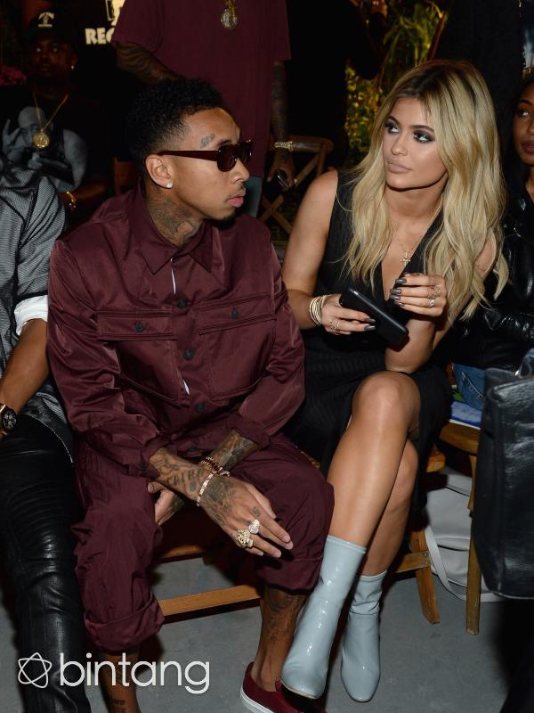 Tyga ingin memberikan kado Valentine mewah untuk Kylie Jenner, meski dirinya tengah mengalami masalah keuangan. (AFP/Bintang.com)