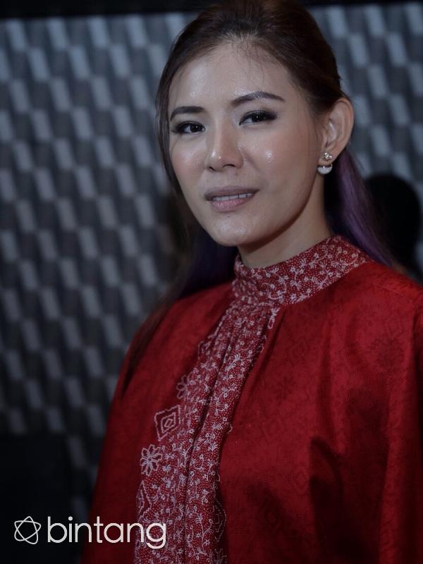 Olga Lydia menghadiri preskon Festival Film Indonesia (FFI) 2016. (Galih W. Satria/Bintang.com)