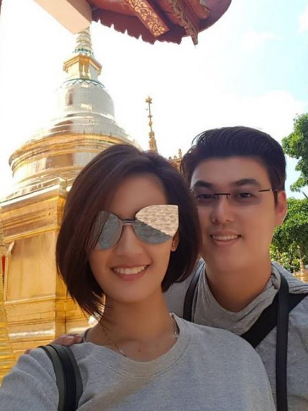 Asty Ananta dan Hendra di Thailand [foto: instagram/asty_ananta]