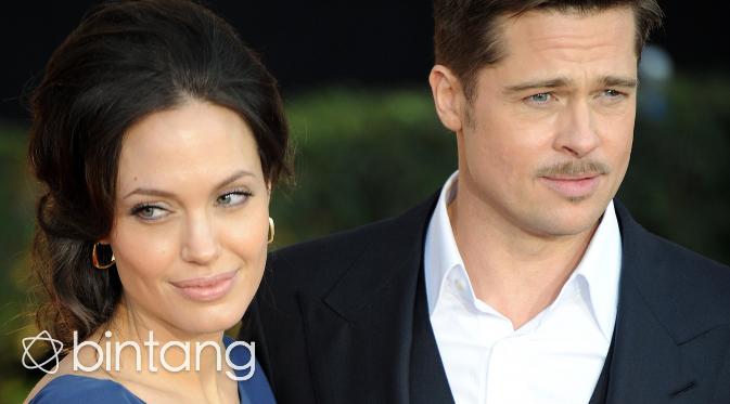 Angelina Jolie dan Vrad Pitt masih memperebutkan hak asuh penuh atas keenam anakknya. (AFP/Bintang.com)