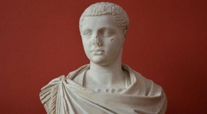 Elagabalus, Raja 'Waria' Romawi (Listverse.com)