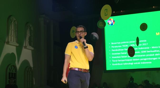 Adrie R. Suhadi, Country Lead Lenovo Mobile Business Group Indonesia saat membuka sesi peluncuran Moto E3 Power. (Liputan6.com/Jeko Iqbal Reza)