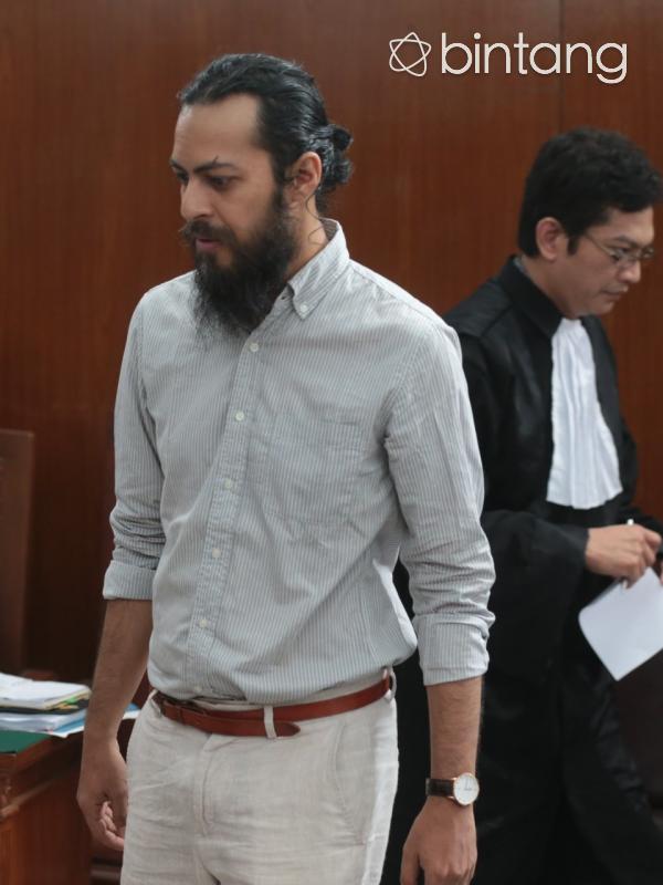 Alex Abbad saksi di persidangan Restu Sinaga. (Adrian Putra/bintang.com)