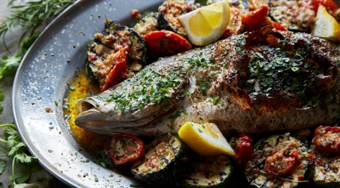 Whole White Snapper with Zucchini and Tomatoes
