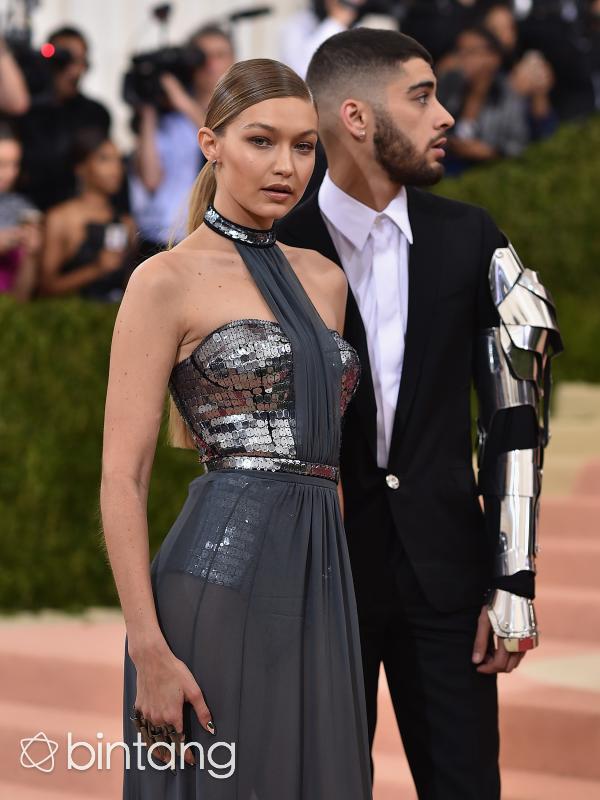 Gigi Hadid sempat menolak lamaran Zayn Malik. (AFP/Bintang.com)