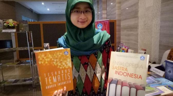 Kemendikbud juga meluncurkan Tesaurus Tematis dan Ensiklopedia Sastra Indonesia yang merupakan penyempurnaan dari versi sebelumnya.