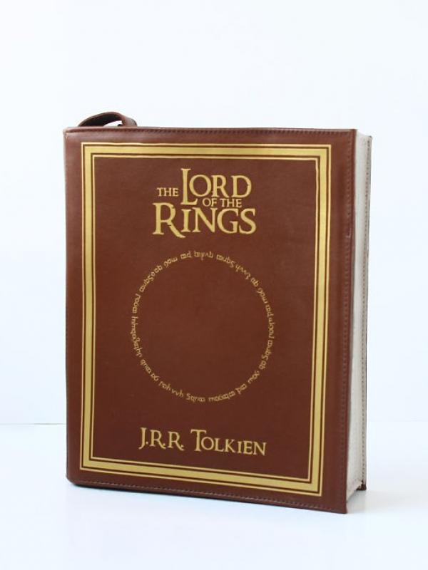 The Lord of the Rings. (Via: boredpanda.com)
