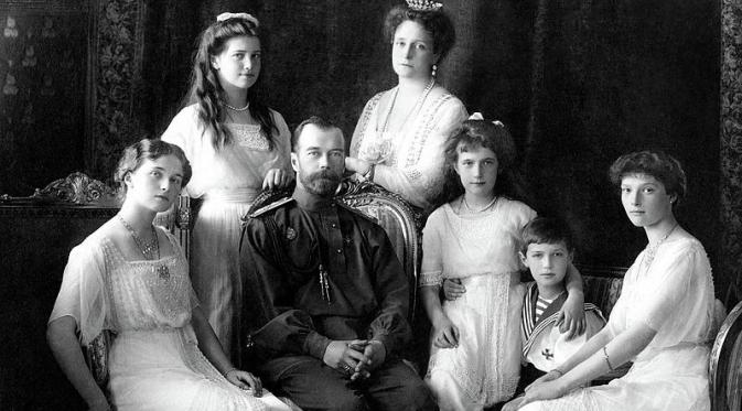 Keluarga Romanovs (Wikipedia)